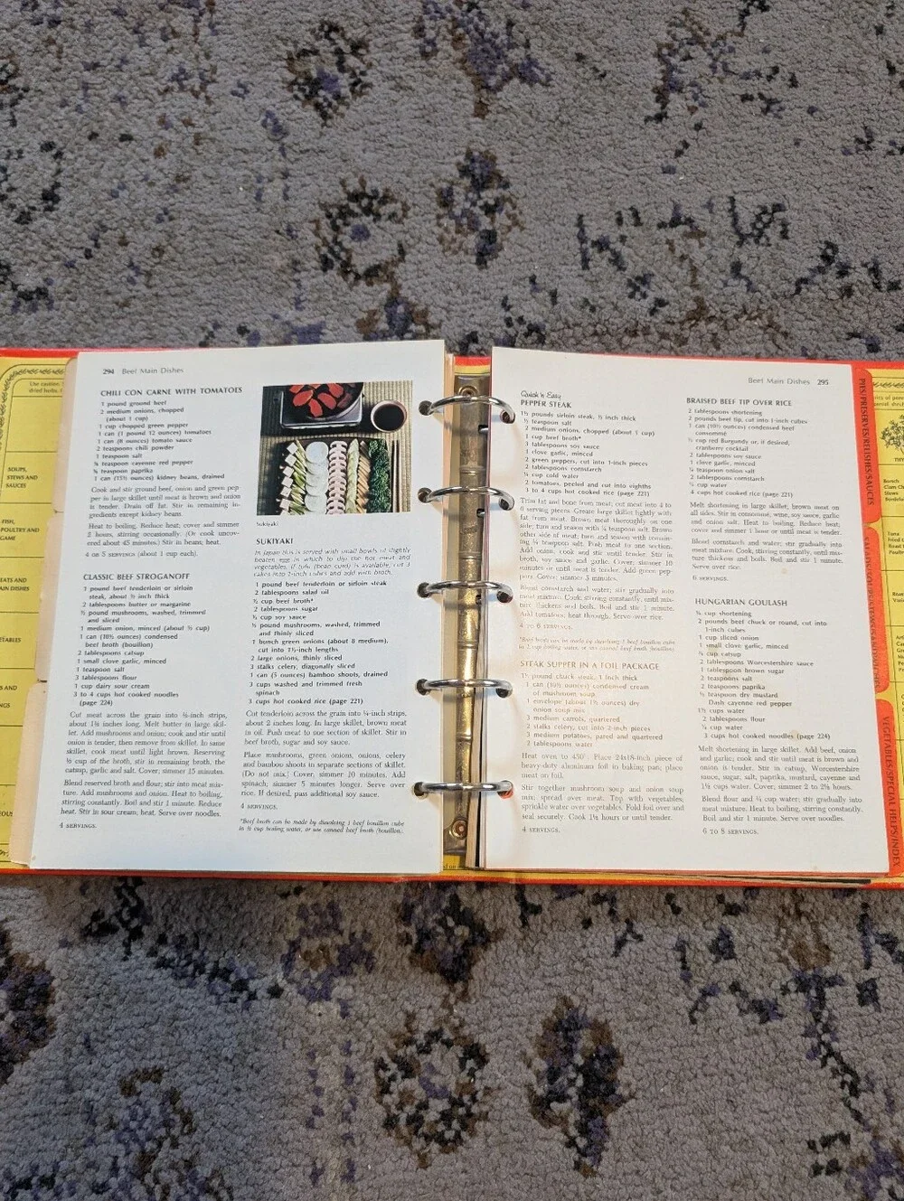 Vintage Betty Crocker Red Pie Cookbook 5-Ring HC 1978 Betty Crocker Kitchens